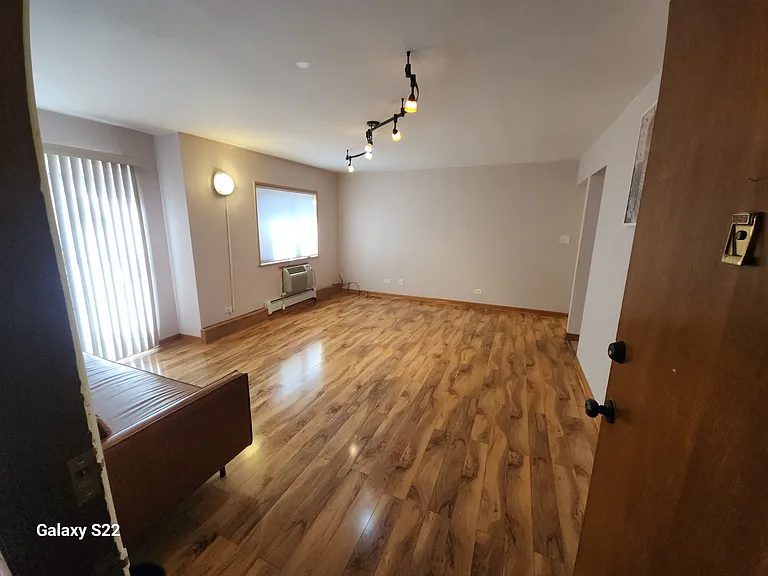 6705 W Irving Park Rd — Photo 8
