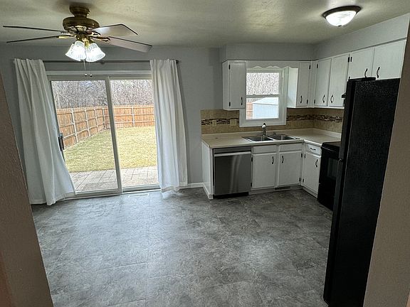 4th image of 1233 De Pere St