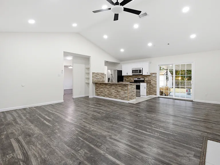 3728 Flintwood Trl — Photo 6