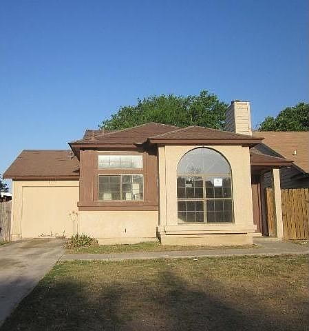 1st image of 2915 Ash Field Dr