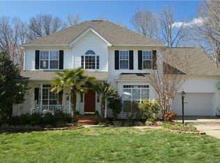 1824 Cloudburst Dr, Matthews, NC 28105