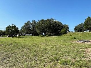1090 Arcadia Dr, Canyon Lake, TX 78133