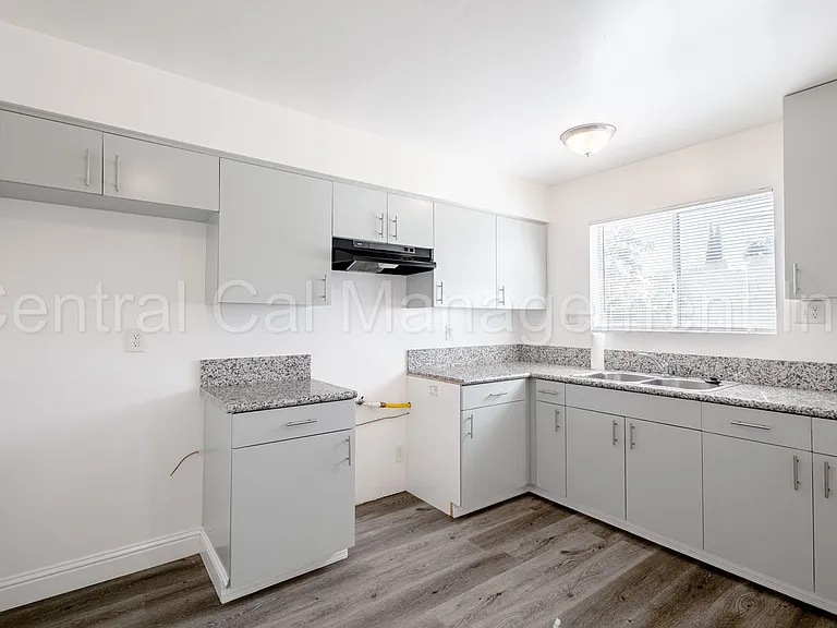 1212 California St — Photo 10