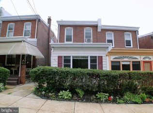 435 Hermitage St, Philadelphia, PA 19128