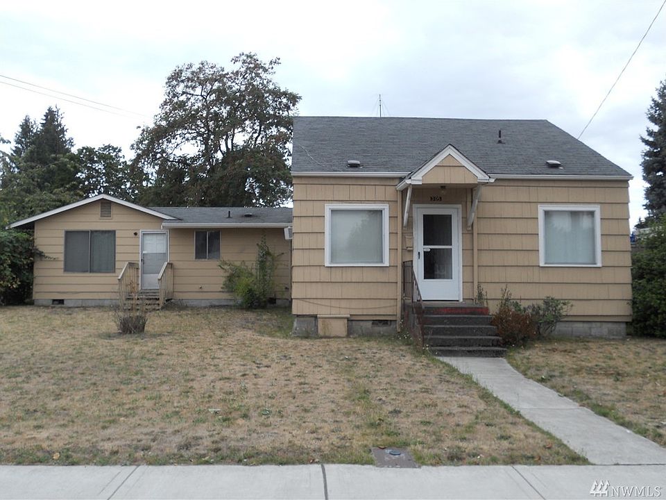 1st image of 305 M St SE