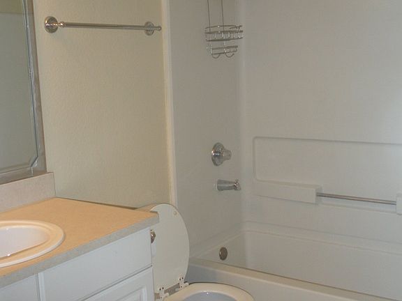 4th image of 100 Fairway Park Blvd Unit 1508
