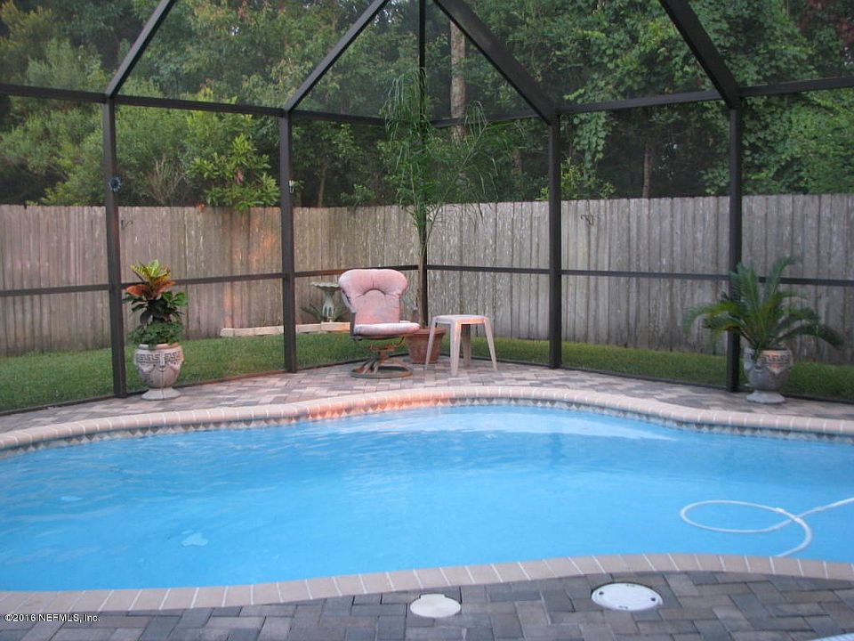 Pool 1
