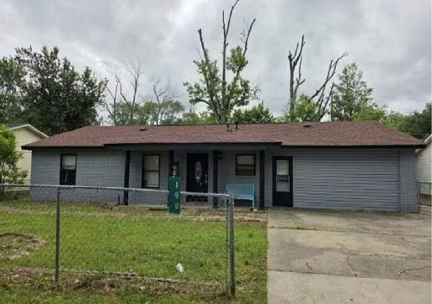 1st image of 190 Kelso Rd