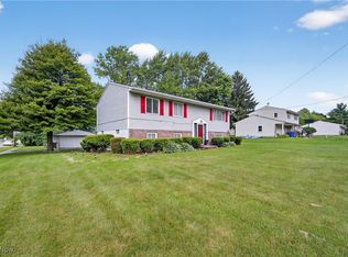 1346 Copley Meadows Dr, Akron, OH 44321