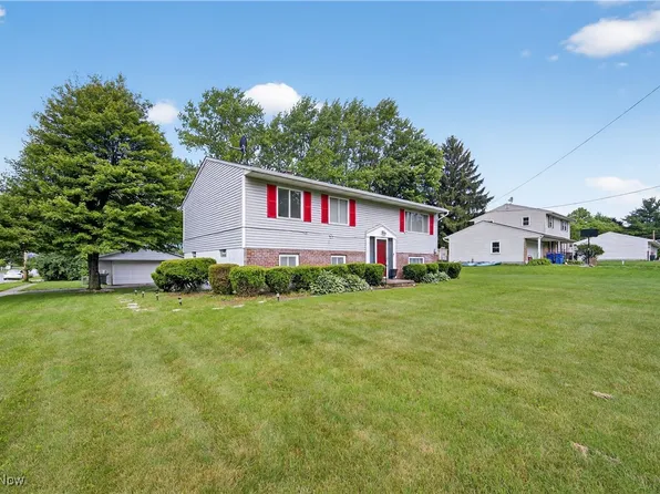 1346 Copley Meadows Dr, Akron, OH 44321