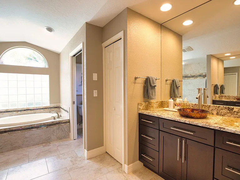 630 Khyber Ln — Photo 33