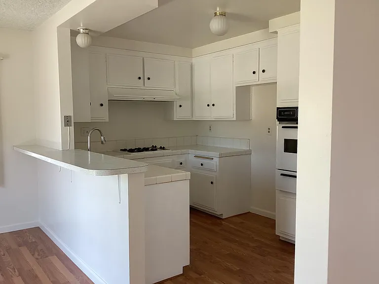 3236 Fairesta St #4 — Photo 7
