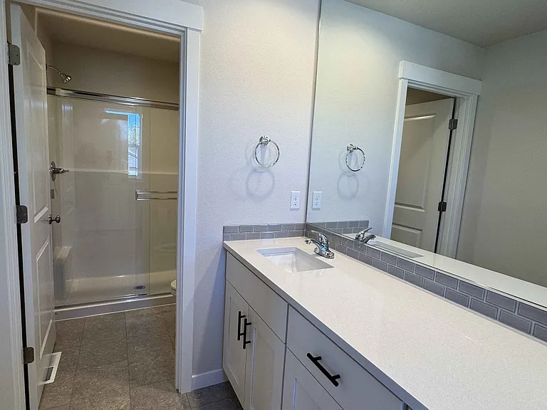 17236 SW Wapato Island Dr — Photo 11