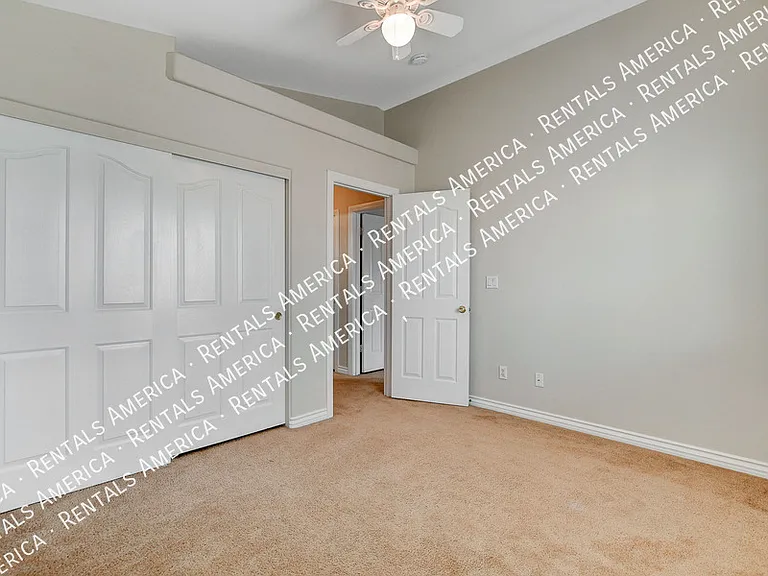 7624 Whispering River St — Photo 29