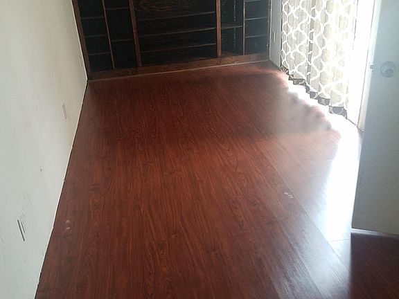 4th image of 7552 Woodridge Way