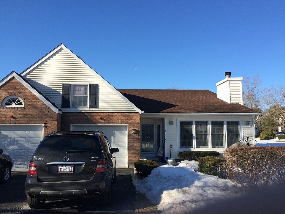 1st image of 8 Calico Dr