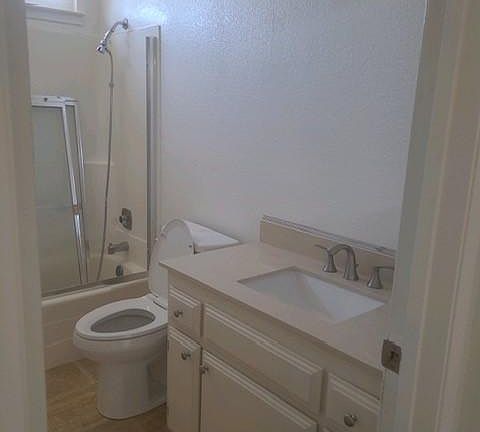 5th image of 9295 Verdugo Ave