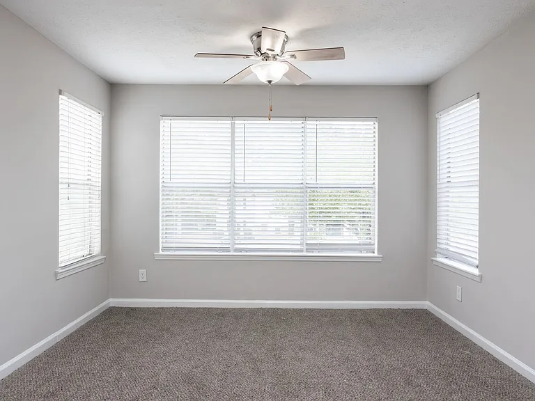 5220 N Henry Blvd — Photo 23