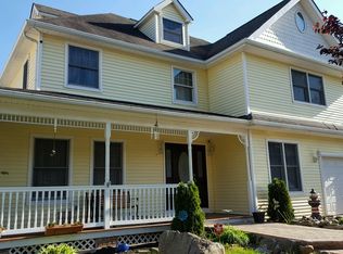 240 Mace St, Staten Island, NY 10306