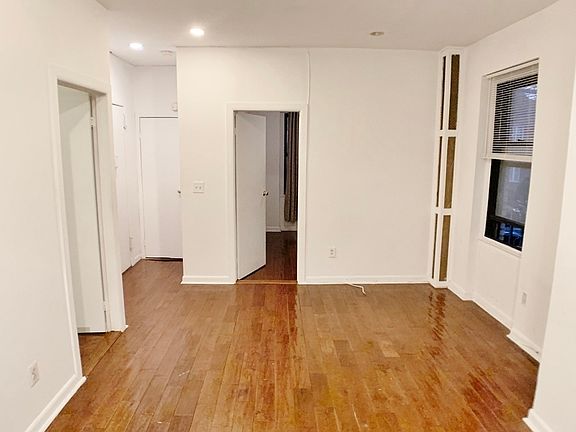 3rd image of 21-58 35th St #2AA