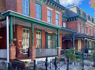 112 Linden St, Camden, NJ 08102