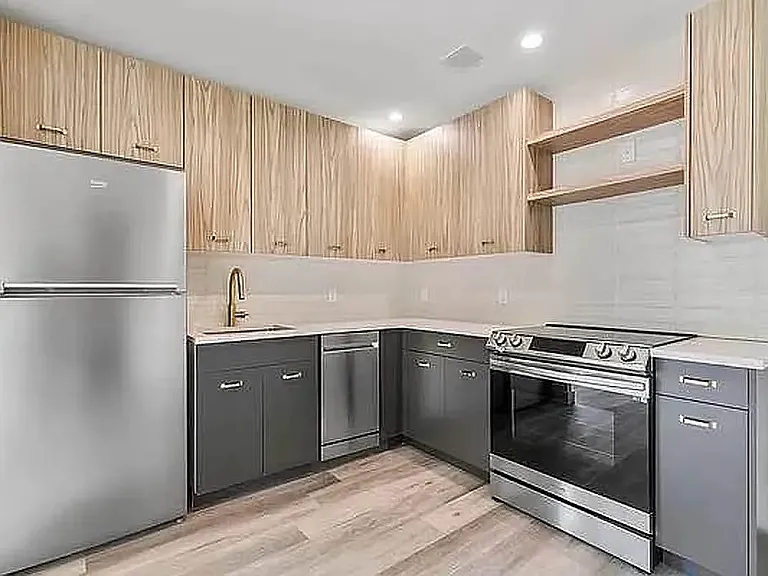 3333 Giles Pl #402A — Photo 4