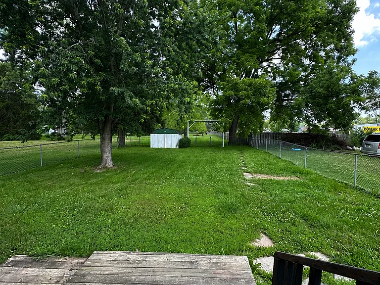 2700 E Memorial Dr — Photo 13