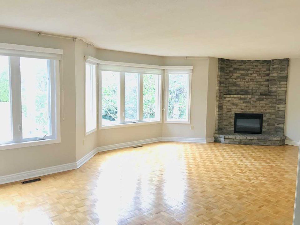 2nd image of 2 Hillholm Blvd