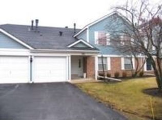 746 Candleridge Ct APT A1, Bartlett, IL 60103