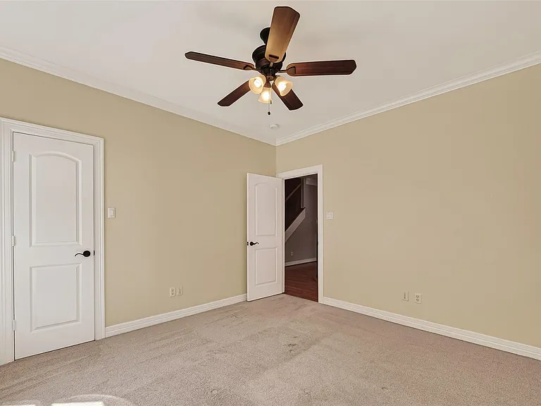 5319 Fayette St — Photo 37