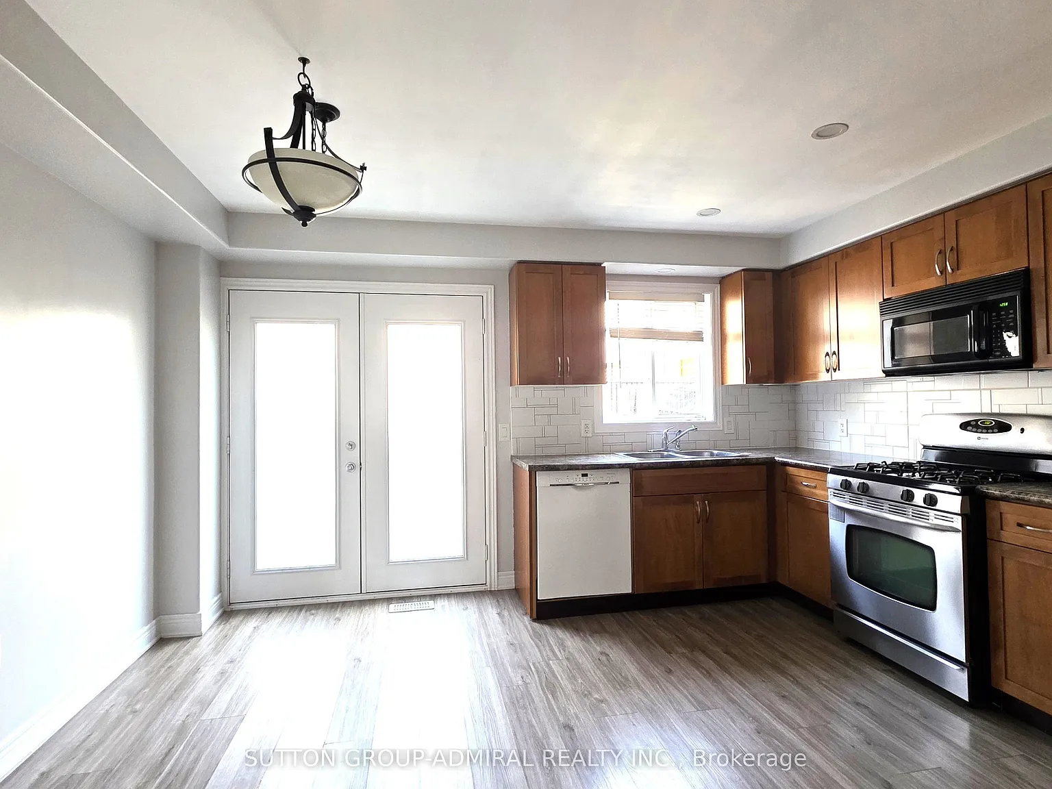 2 bed, $2,500 — Photo 4