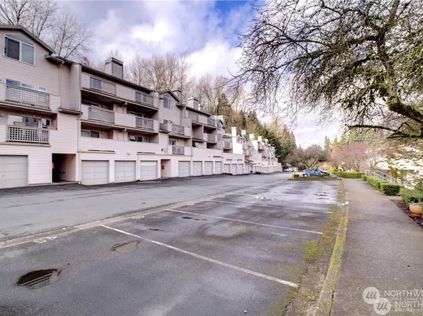 15711 Waynita Way NE #H101, Bothell, WA 98011