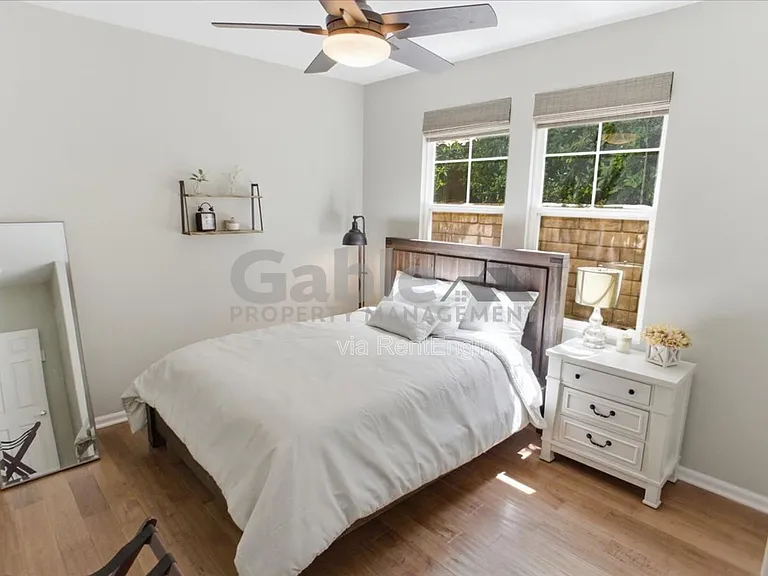 26882 Greenleaf Ct — Photo 12