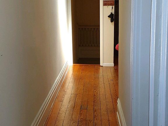 2nd image of 1645 W Grace St