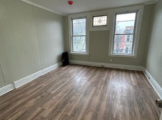 168 S 10th St #3, Newark, NJ 07107
