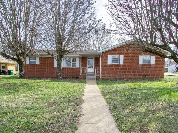999 Mill St, Pulaski, TN 38478