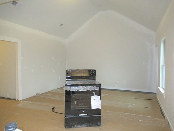4th image of 7079 Shadesbrook Dr