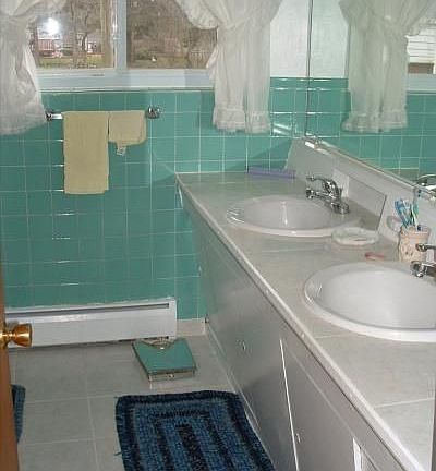 4th image of 7805 Circle Blvd