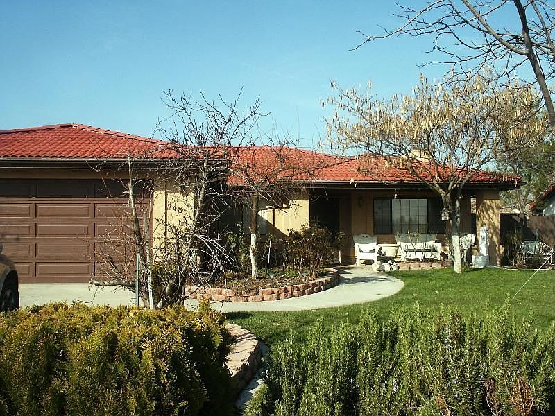 1st image of 2485 Beechwood Dr