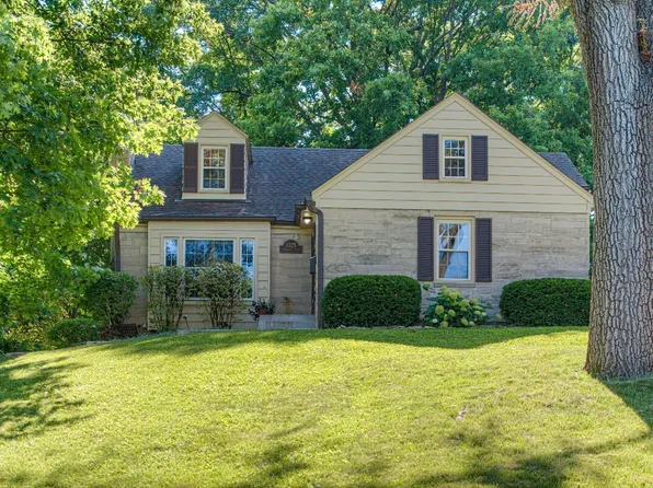 5125 Boulevard Pl, Indianapolis, IN 46208