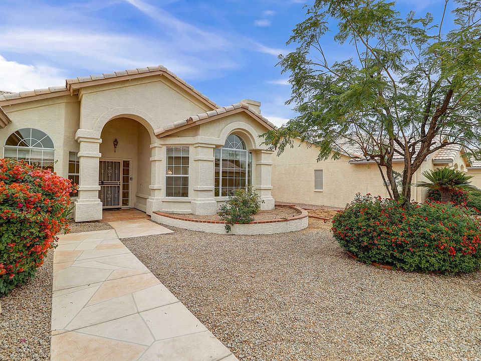 1st image of 15350 W Catalina Ct