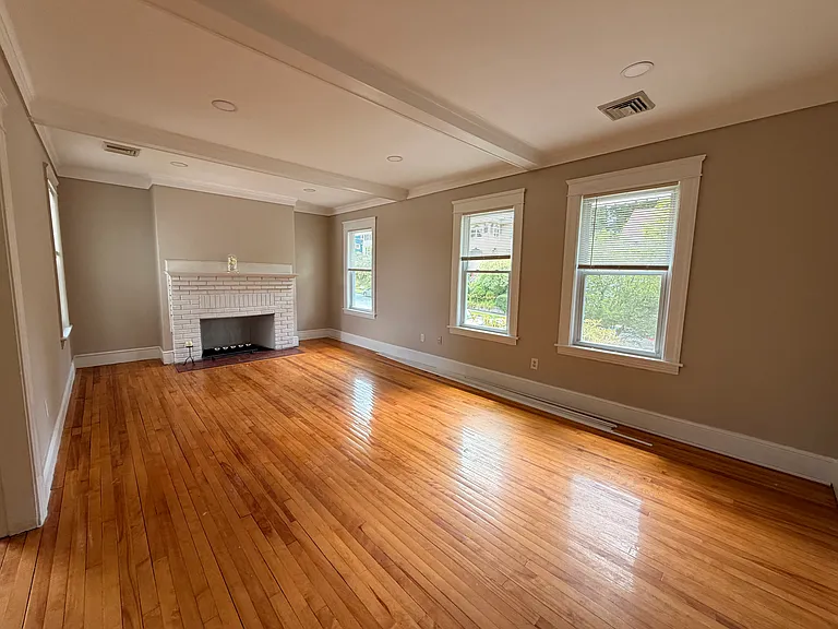 55 S Lenox St #2 — Photo 3