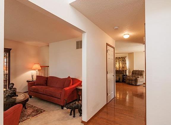 3rd image of 5268 De Paul Dr