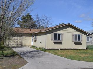 921 SE Algonquian Ct, Prineville, OR 97754