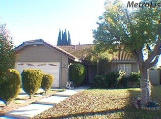 2208 Livingston Ln, Stockton, CA 95210