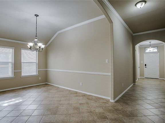 3rd image of 11728 Hamptonbrook Dr