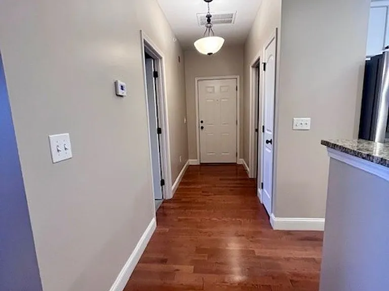 Eagle View Luxury Apartments — Photo 184
