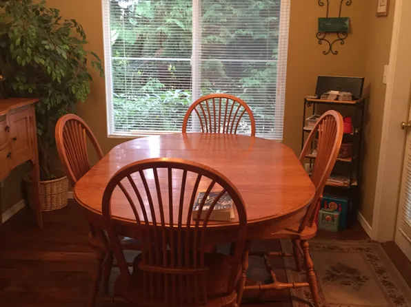 2216 Newport Way NW #36, Issaquah, WA 98027