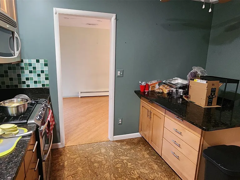 13 Amy Rd — Photo 9