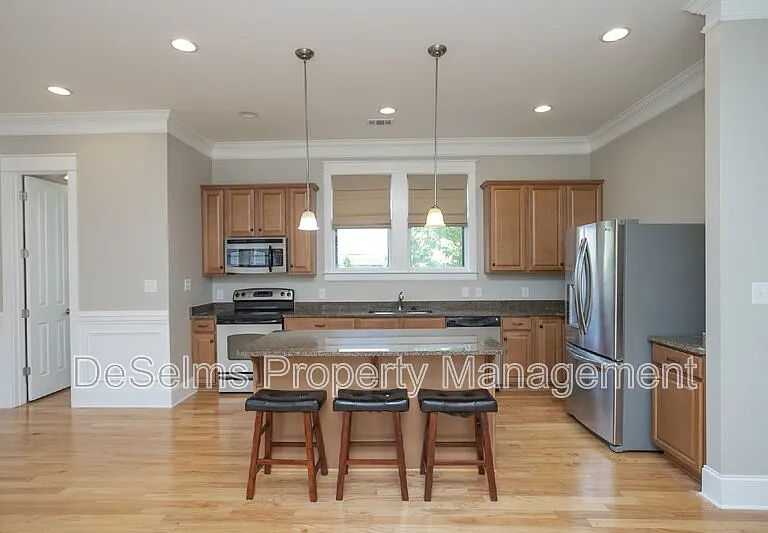 3866 Somers Ln — Photo 15